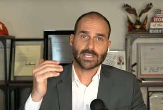 Eduardo Bolsonaro está nos Estados Unidos há cerca de um ano e responde por coação do Judiciário