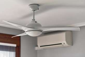 Entenda os impactos de dormir com o ventilador ligado no inverno