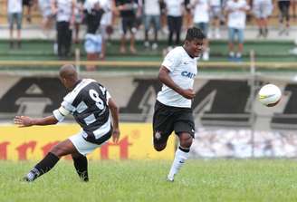 Time de Piracicaba marcou duas vezes em falhas do goleiro Caíque, mas Corinthians buscou o 2 a 2