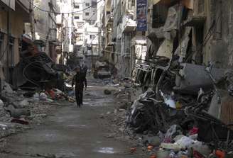 Cidade síria de Homs tornou-se um amontoado de destroços