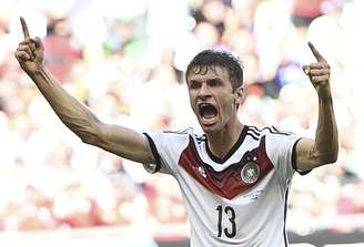 Mueller comemora gol marcado na vitória da Alemanha por 4 x 0 sobre Portugal. 16/06/2014