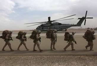 <p>Marines dos EUA se preparam para deixar província afegã de Helmand</p>