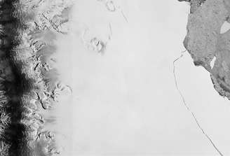 Placa de gelo se desprendeu na Antártida