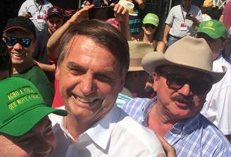 O presidenciável Jair Bolsonaro em campanha com ruralistas
