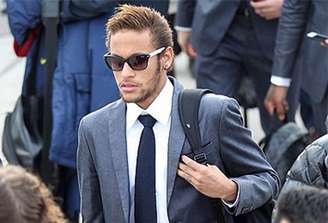 Pai de Neymar volta a afirmar que craque não sairá do PSG (Divulgação)