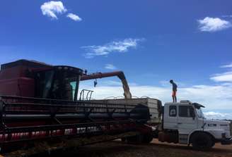  REUTERS/Roberto Samora