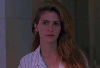 Julia Roberts em 'Dormindo com o Inimigo', filme de 1991 que aborda o tema de violência doméstica