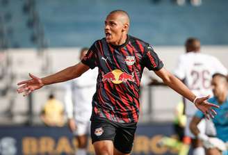 Jhon Jhon, jogador do Red Bull Bragantino. 