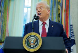 O presidente dos EUA já havia afirmado que processaria a BBC por conta de edição de documentário