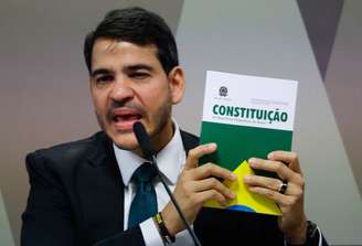 O advogado-geral da União, Jorge Messias, durante sabatina no Senado