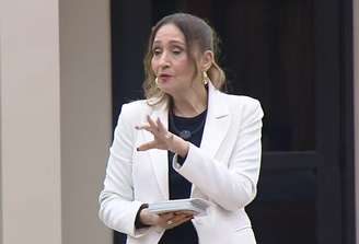 Sonia Abrão faz visita surpresa na 'Casa do Patrão'