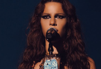 A cantora Marina Sena