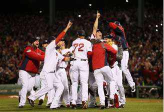 Boston Red Sox voltou a comemorar um título em Fenway Park depois de 95 anos de jejum