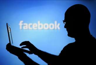 <p>O Facebook é a maior rede social do mundo, mas enfrenta o desafio de sustentar seu crescimento</p>