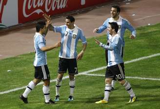 Estreia dos quatro fantásticos como titulares foi na Copa América 2011 e eles golearam Costa Rica