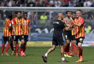 Lens surpreendeu o Lyon fora de casa