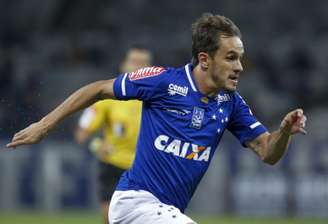 Hoje no Flu, Lucas disputou o Campeonato Brasileiro pelo Cruzeiro (Foto: Washington Alves/Light Press/Cruzeiro)