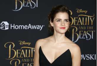 Emma Watson está em cartaz interpretando Bela no live-action da Disney “A Bela E A Fera”