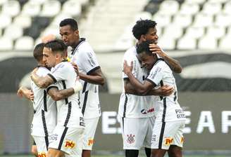 Corinthians vence a terceira seguida e o "Mancinismo" entra na moda