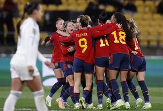 Espanha goleia Costa Rica na estreia da Copa Feminina