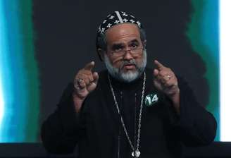 Padre Kelmon durante debate presidencial em 2022