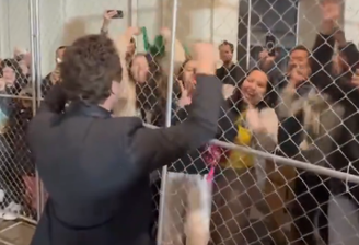 Selton Mello comemora Oscar com brasileiros