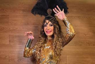 Mesmo com mais de 40 anos de carreira, Elba admitiu que se apresentar no Marco Zero é diferente 