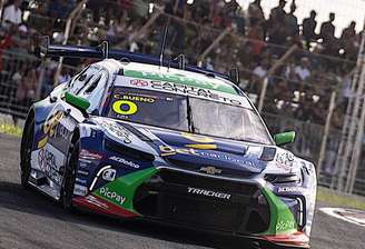 Cacá Bueno em corrida da Stock Car