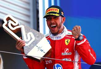 Lewis Hamilton conquistou primeira vitória com a Ferrari em Barcelona