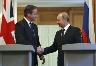 Cameron e Putin se encontram em Londres
