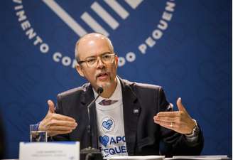 Presidente do Sebrae ressaltou que pequenas empresas geraram 116 mil novos postos de trabalho no primeiro semestre de 2015, enquanto as grandes demitiram 450 mil pessoas