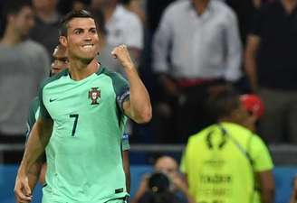
                        
                        
                    Cristiano Ronaldo disputará pela segunda vez uma final de Eurocopa (Foto: FRANCISCO LEONG/AFP)