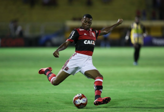 Jean Lucas prolongou seu vínculo com o Flamengo até 2021 (Gilvan de Souza/Flamengo)