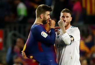 Piqué e Sergio Ramos em clássico Barcelona x Real Madrid
 6/5/2018    REUTERS/Sergio Perez