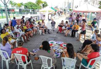 Roda de conversa que compôs manifestação do MST pelo Dia Internacional da Mulher em Florianópolis