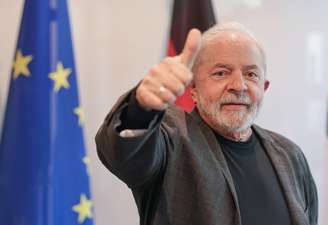 Luiz Inácio Lula da Silva falou em coletiva em Bruxelas