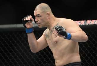 Cain Velásquez, ex-campeão do UFC, foi preso na última segunda-feira, 28, na Califórnia, nos Estados Unidos