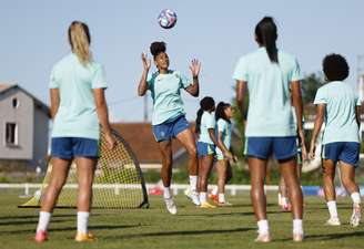 Seleção feminina de futebol vai em busca do ouro inédito nas Olimpíadas Paris 2024.