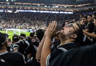 27-03-2025 SÃO PAULO - SP - ENSAIO CORINTHIANS CAMPEÃO - Ensaio de torcedores do Corinthians durante o jogo que deu titulo ao time na Neo Quimica Arena.