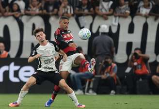 Corinthians e Flamengo empataram em bom jogo na Neo Química Arena