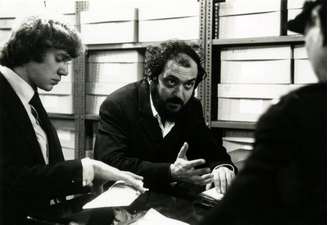 Stanley Kubrick dedicou anos de pesquisa ao projeto 'Napoleão', reunindo milhares de fotos, mapas e documentos históricos para o épico que nunca saiu do papel
