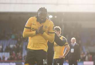 Tolu Arokodare tem histórico de problemas no Wolverhampton –
