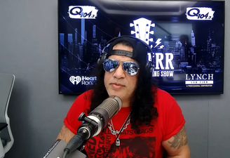 Slash destaca facilidade para novos guitarristas e revela influências de Hendrix e Gilmour