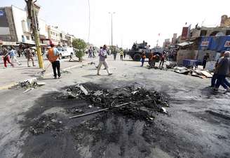 Carro-bomba explodiu próximo de um cinema em Bagdá