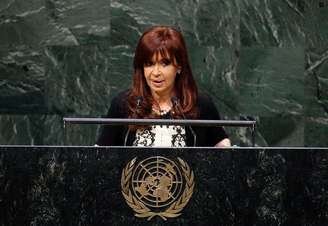 <p>Cristina Kirchner está internada com febre desde este domingo</p>