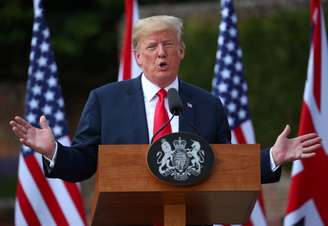 Presidente dos EUA, Donald Trump, durante entrevista coletiva em Chequers, no Reino Unido