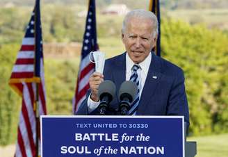 Biden fala durante campanha em Gettysburg, Pensilvânia
 6/10/2020 REUTERS/Kevin Lamarque