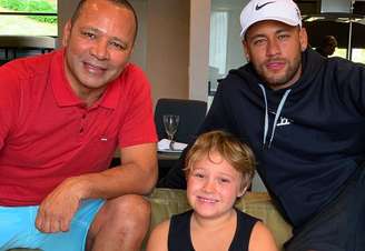 Documentário vai explorar relações de Neymar com o pai e com o filho