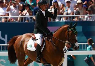 Rodrigo Pessoa se classificou às finais do hipismo nesta segunda-feira, 5, em Paris