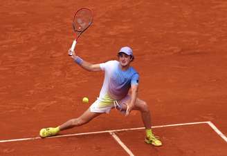 João Fonseca durante terceira rodada de Roland Garros